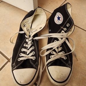 Black Converse Chuck Taylors